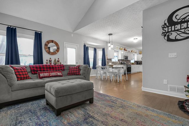 1199 Riva Ridge Boulevard, Columbus, OH 43230