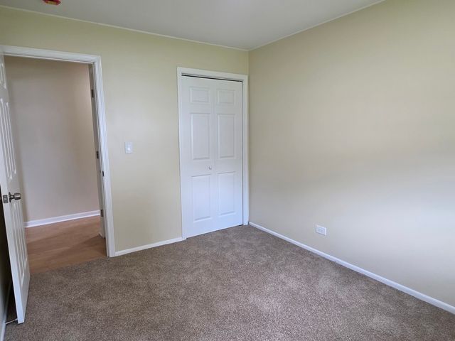 70 N Idlewild Avenue, Mundelein, IL 60060