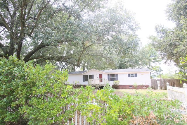 206 W Poplar Branch Drive, Moncks Corner, SC 29461
