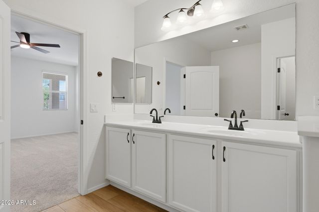 7857 W MOLLY Drive, Peoria, AZ 85383