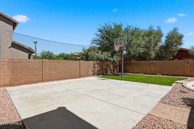 7857 W MOLLY Drive, Peoria, AZ 85383