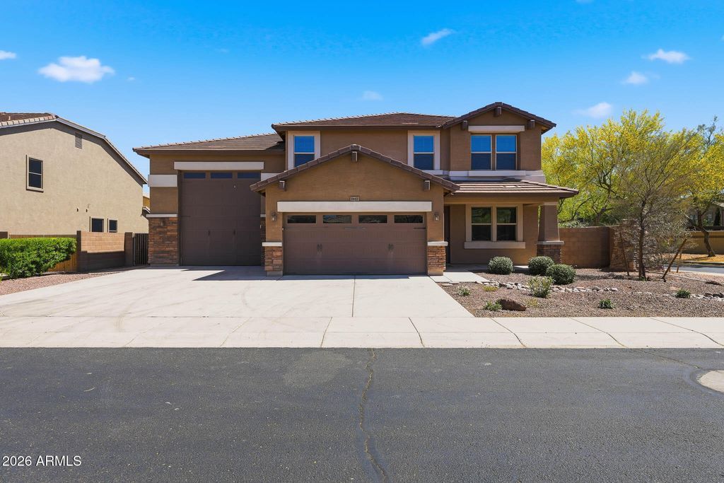7857 W MOLLY Drive, Peoria, AZ 85383