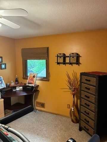 5840 Tennison Drive NE, Fridley, MN 55432