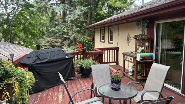 5840 Tennison Drive NE, Fridley, MN 55432