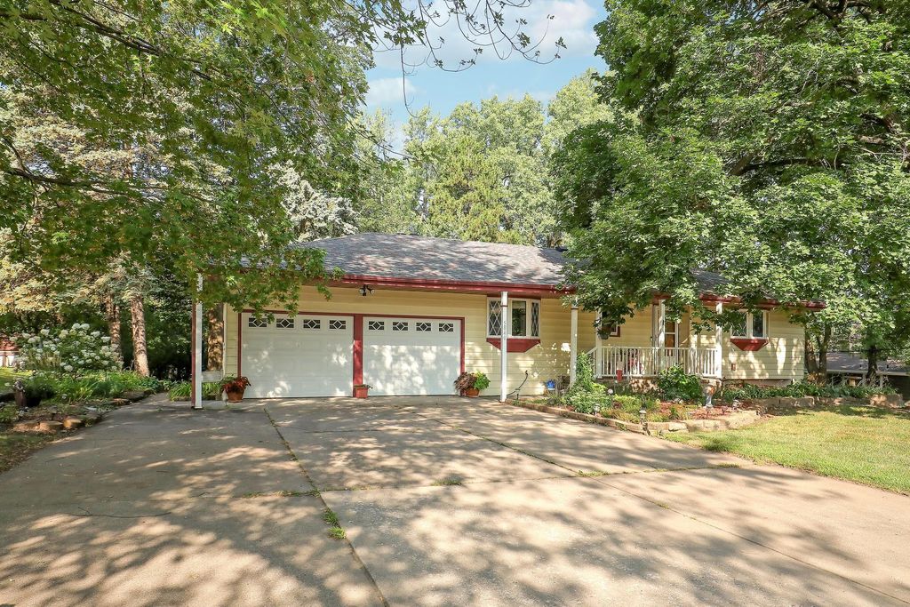 5840 Tennison Drive NE, Fridley, MN 55432 — photo 3