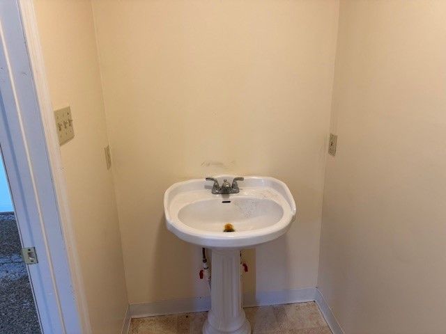 645 Route 30, Hanover Twp, PA 15026