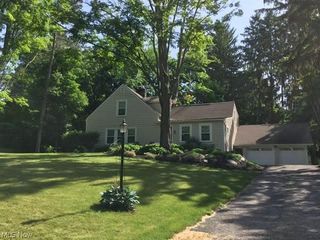 17009 Overlook Drive, Chagrin Falls, OH 44023