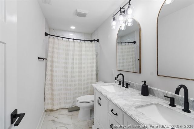 415 Stable Court, Linden, NC 28356