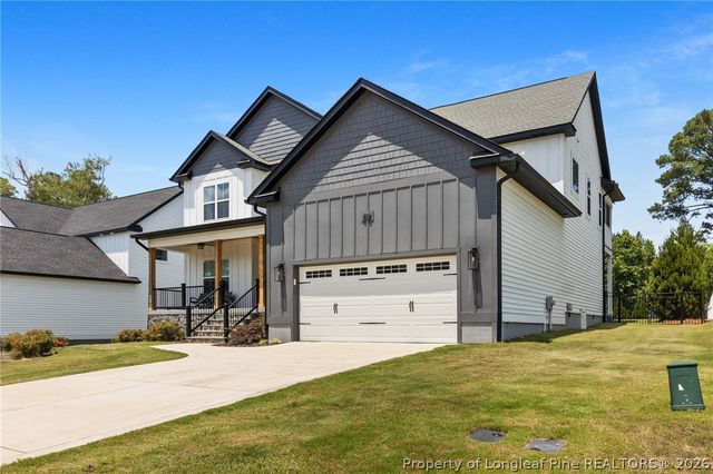 415 Stable Court, Linden, NC 28356