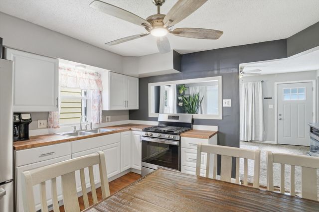 12280 Syracuse Street, Taylor, MI 48180