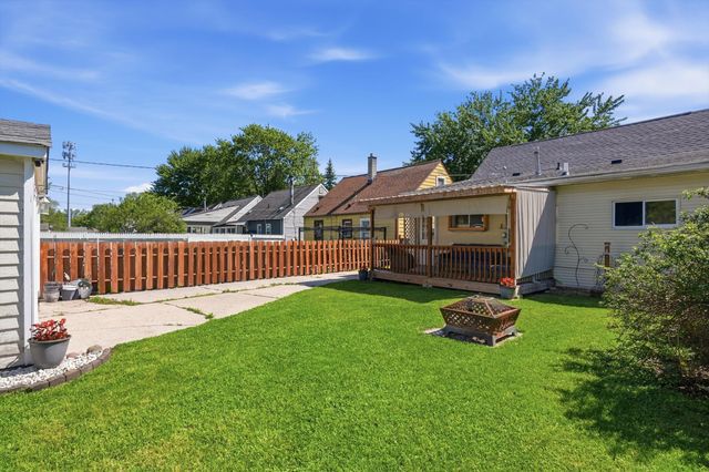 12280 Syracuse Street, Taylor, MI 48180