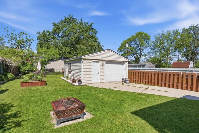 12280 Syracuse Street, Taylor, MI 48180
