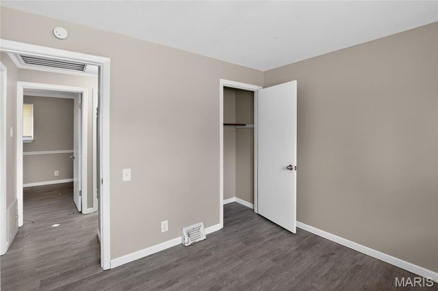 10251 Dacey Court, St Louis, MO 63136