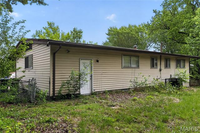 10251 Dacey Court, St Louis, MO 63136