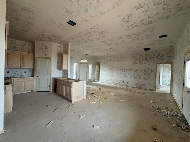 24951 Belmont Pass, Cashion, OK 73016