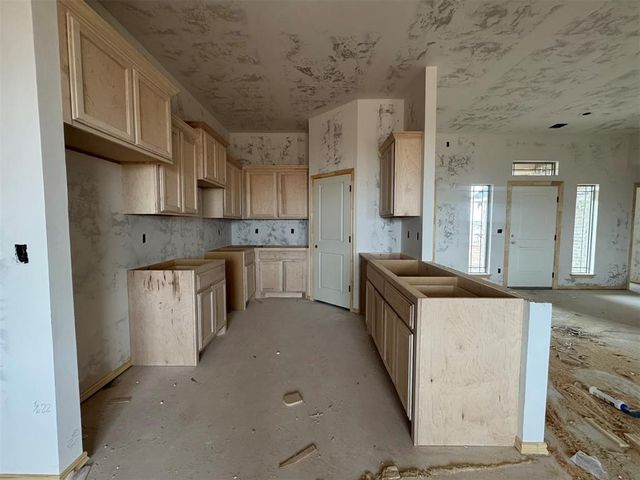 24951 Belmont Pass, Cashion, OK 73016