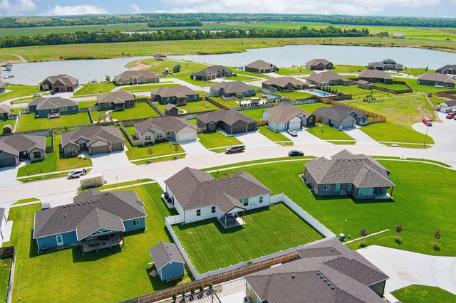 2736 Wet Stone Dr, Salina, KS 67401