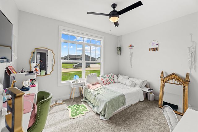 2736 Wet Stone Dr, Salina, KS 67401