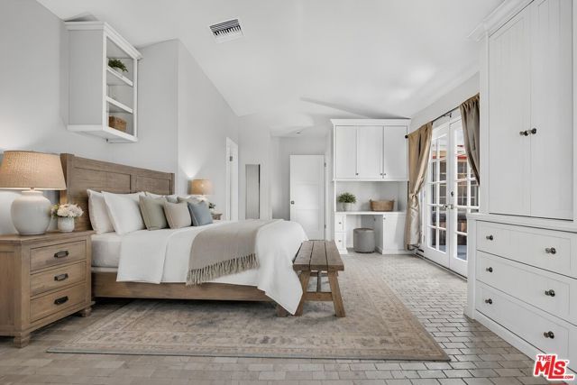 12151 La Maida Street, Valley Village, CA 91607