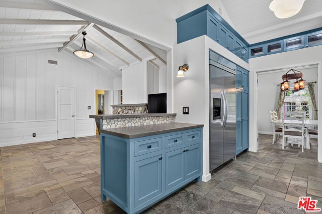 12151 La Maida Street, Valley Village, CA 91607
