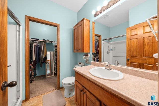 2317 S Katie Ave Avenue, Sioux Falls, SD 57106