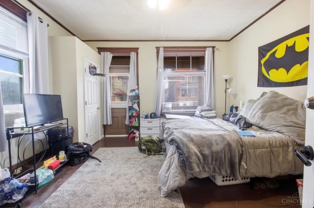 2342 Stratford Avenue, Cincinnati, OH 45219
