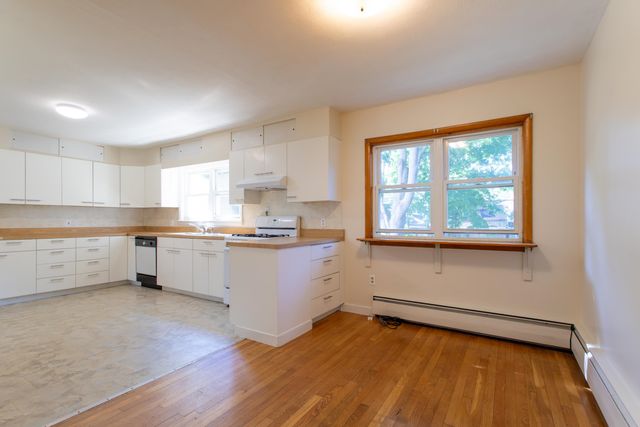 16 Tuck Road, Hampton, NH 03842