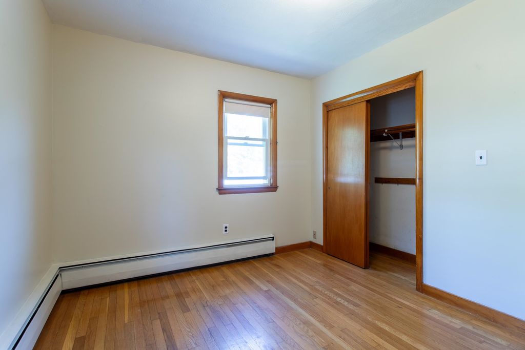 Image 12 of property listing at 16 Tuck Road, Hampton, NH 03842
