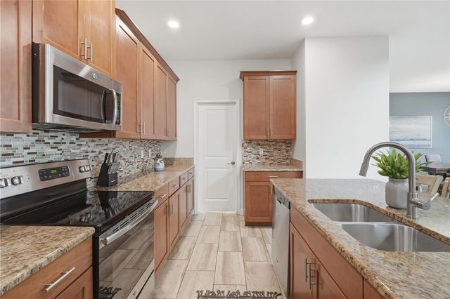 4722 SLEEPY HOLLOW DRIVE, Kissimmee, FL 34746