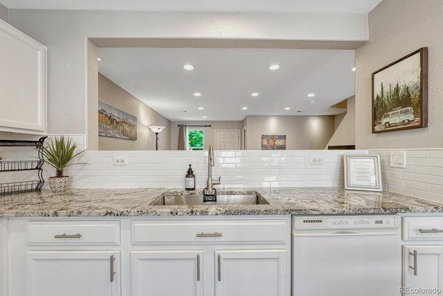 7832 S Kittredge Circle, Englewood, CO 80112