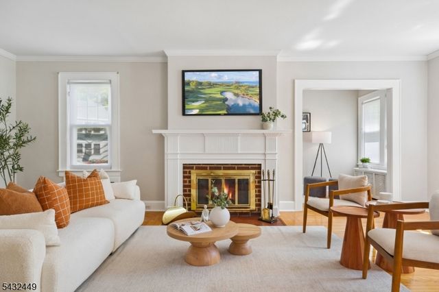 26 Lafayette Ave, East Orange City, NJ 07017