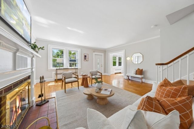 26 Lafayette Ave, East Orange City, NJ 07017