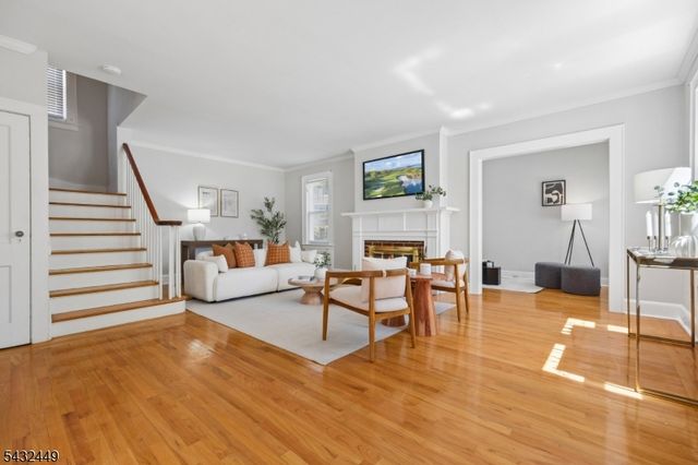 26 Lafayette Ave, East Orange City, NJ 07017