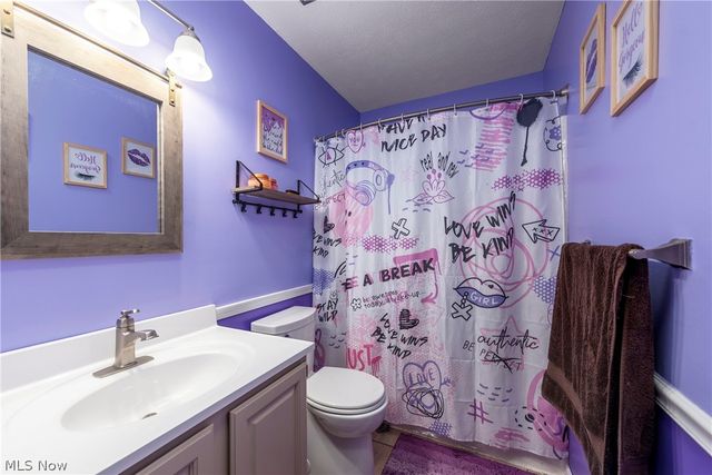 21573 Montclare Boulevard, Strongsville, OH 44149