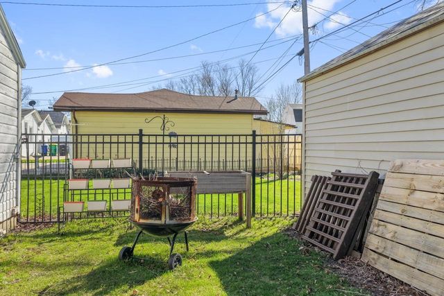 1033 MATHER STREET, Green Bay, WI 54303