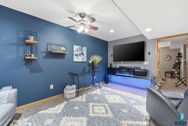 1639 Cactus Dr Drive, Sioux Falls, SD 57110