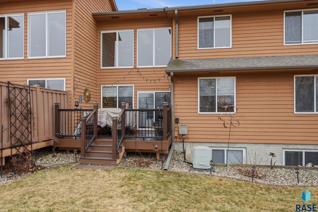 1639 Cactus Dr Drive, Sioux Falls, SD 57110