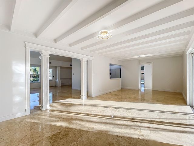 2836 NW 11th Avenue, Wilton Manors, FL 33311