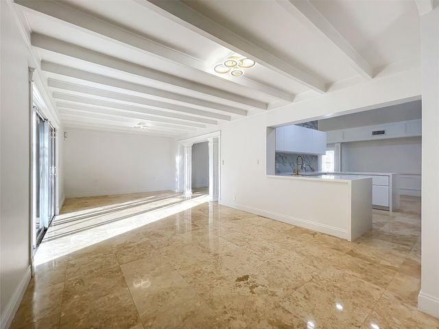 2836 NW 11th Avenue, Wilton Manors, FL 33311