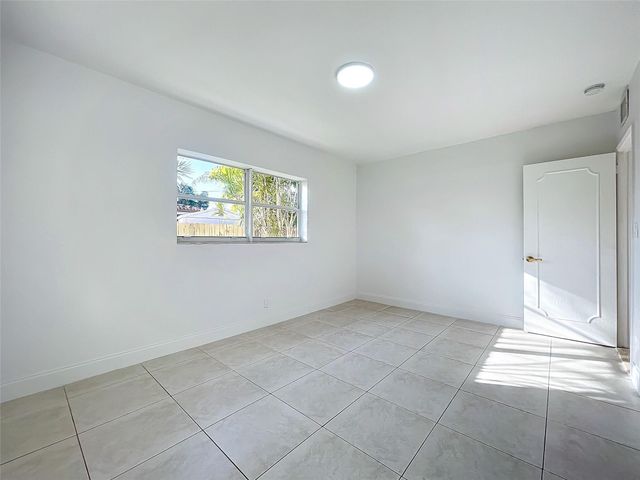 2836 NW 11th Avenue, Wilton Manors, FL 33311