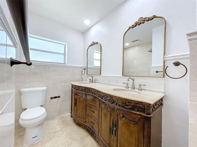 2836 NW 11th Avenue, Wilton Manors, FL 33311