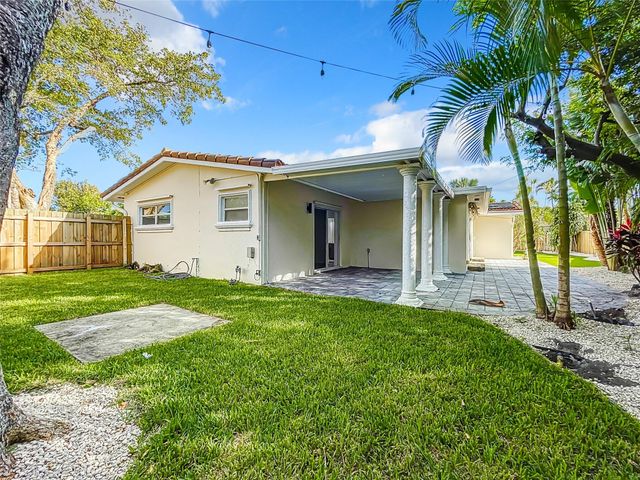 2836 NW 11th Avenue, Wilton Manors, FL 33311