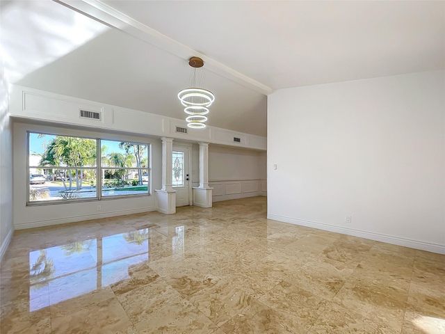2836 NW 11th Avenue, Wilton Manors, FL 33311