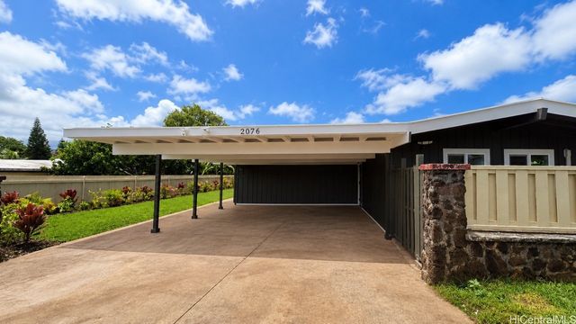 2076 Aaniu Loop, Pearl City, HI 96782