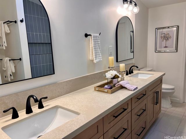 2076 Aaniu Loop, Pearl City, HI 96782