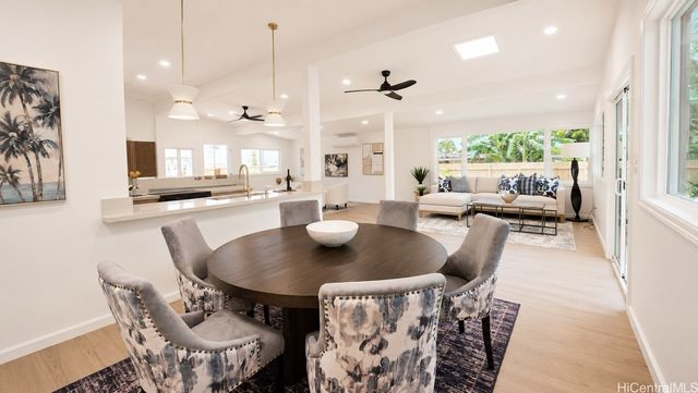2076 Aaniu Loop, Pearl City, HI 96782