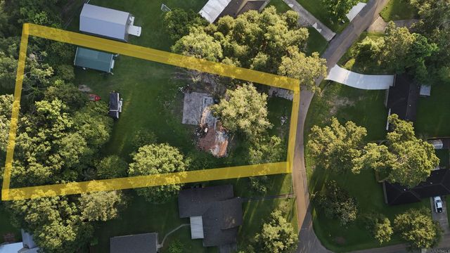 8645 Glen Ellen Dr, Baton Rouge, LA 70809