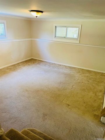 40 Willets Drive, Syosset, NY 11791