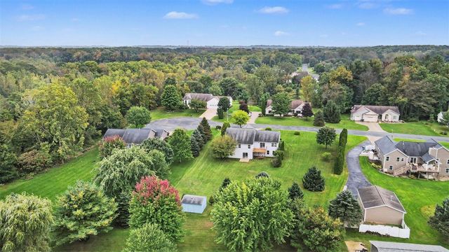 4132 Stoney Hill Drive, Kalamazoo, MI 49009