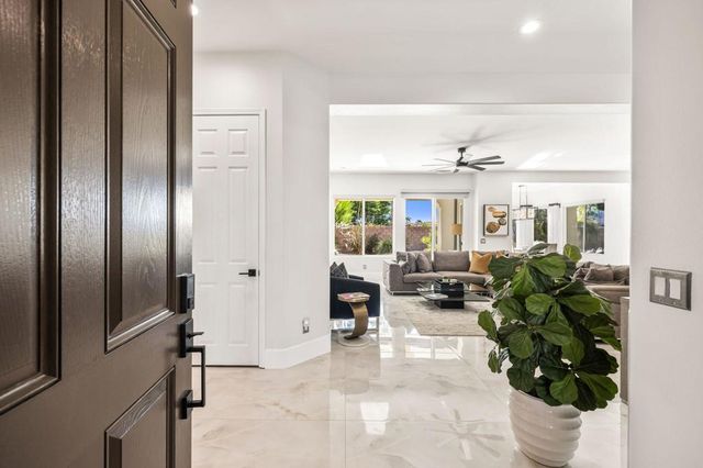 81207 Santa Rosa Court, La Quinta, CA 92253